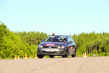 Автоцентр: Тест летних шин размера 205/55 R16 (2016)